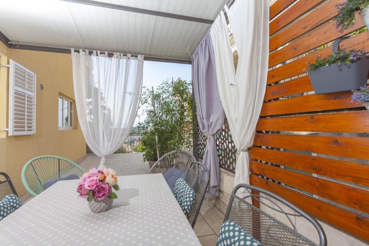 Apartments Maras Makarska Rum bild